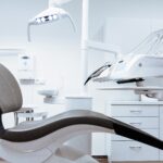 Zalety i wady leczenia zębów pod narkozą